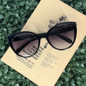 Kate Spade New York Samantha/S 8079O Cat-Eye Sunglasses – Black